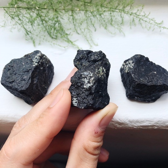 1pc • Raw Coppernite Stone - Picture 3 of 3